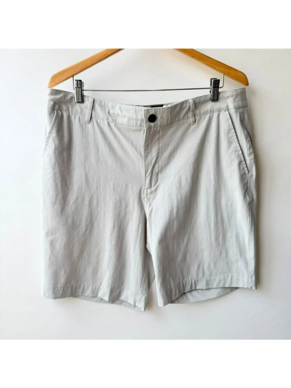 Faherty Essential Chino Shorts Rocky Grey Men's Size 34 A175